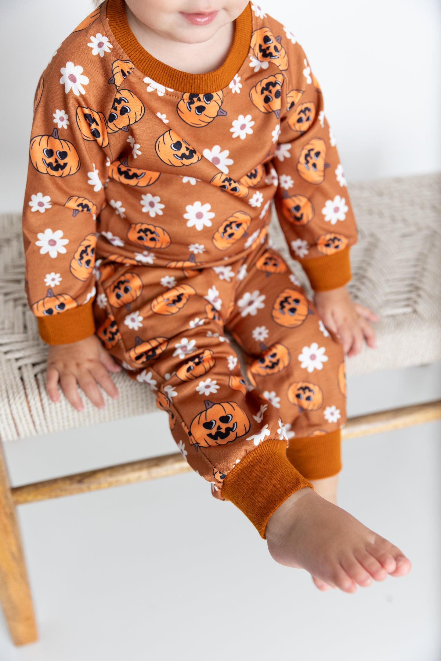 Brown Pumpkin Daisy Lounge Set