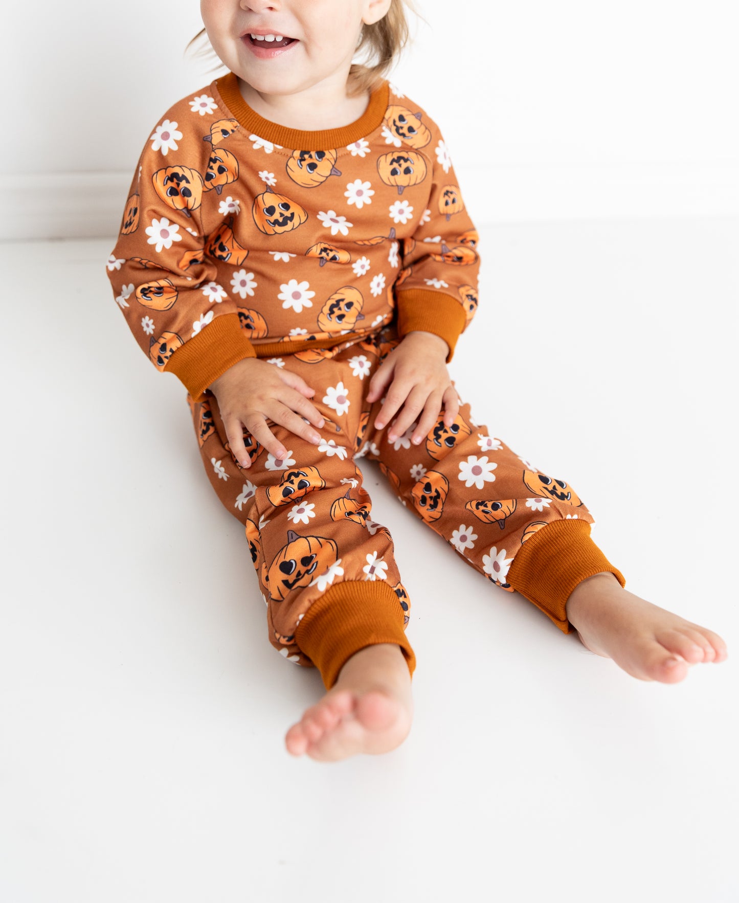 Brown Pumpkin Daisy Lounge Set