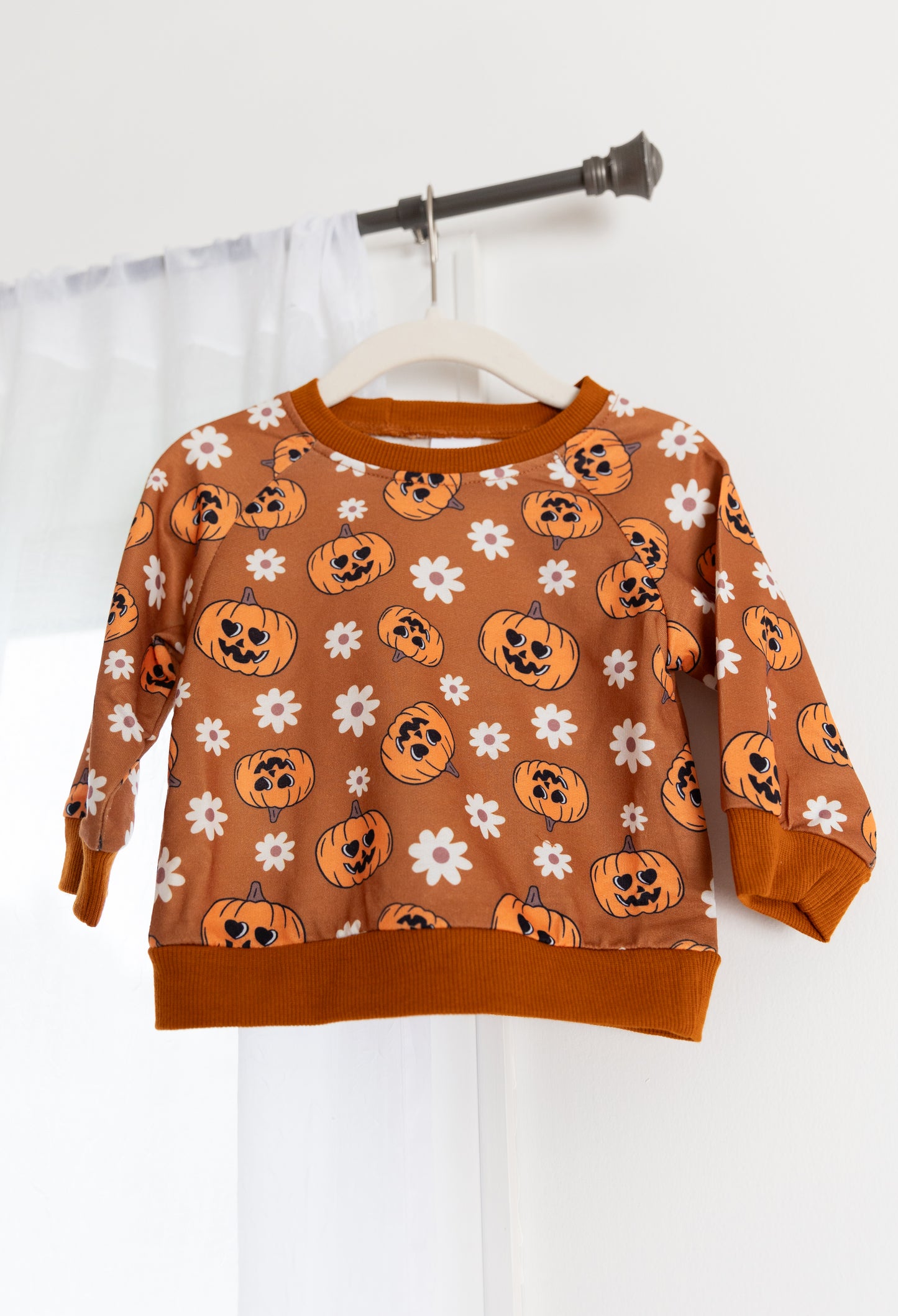 Brown Pumpkin Daisy Lounge Set